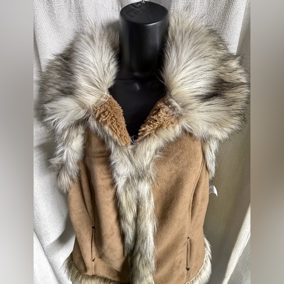 Scully Tan and Gray Faux Fur Trim Jacket Sz Medium NWOT - Picture 3 of 8